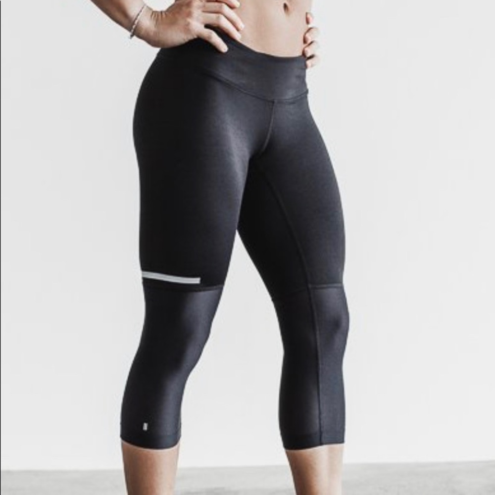 Nobull pace crop NWOT